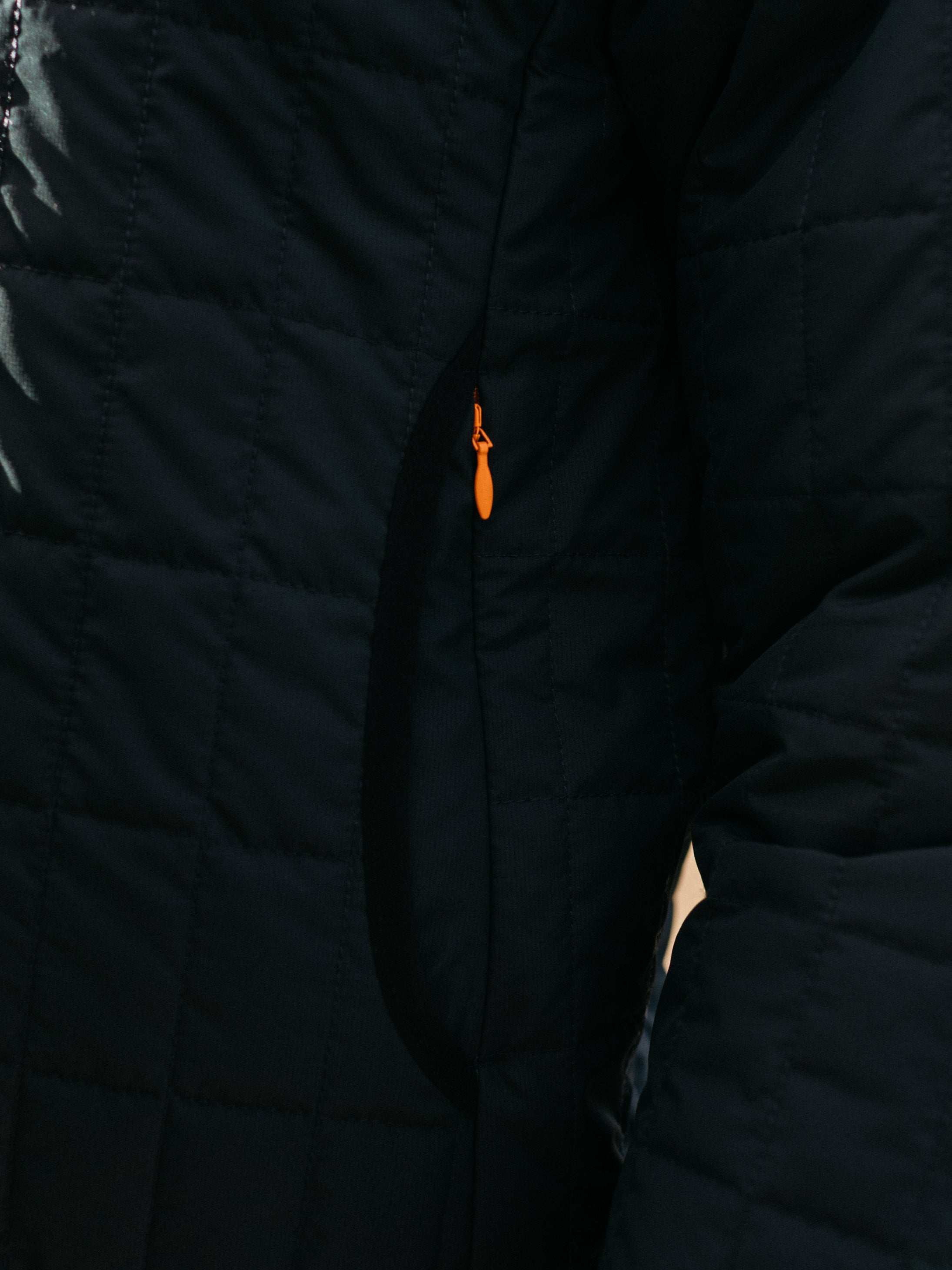 Women Firecrest Hooded Jacket in Black