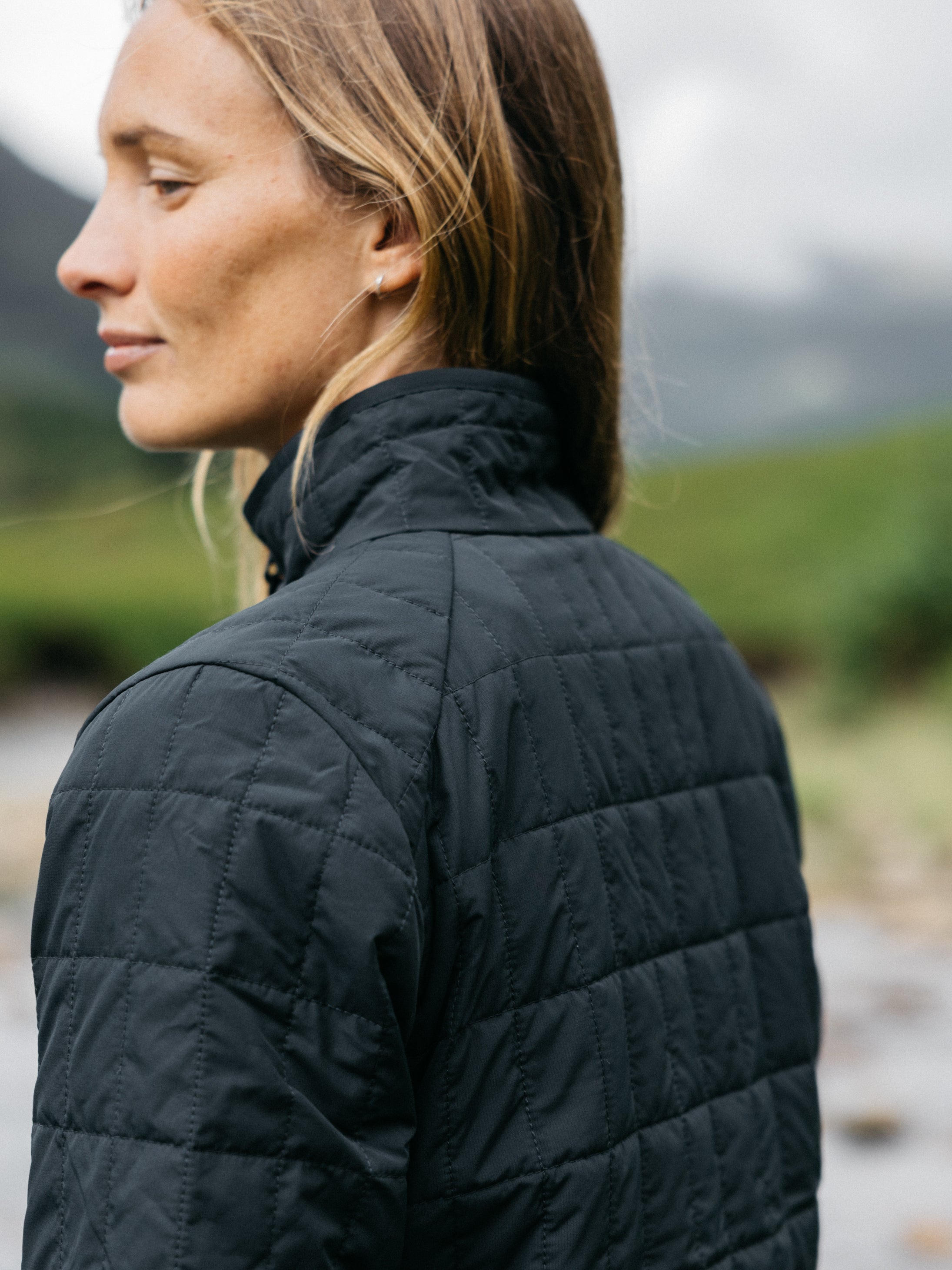 Women Firecrest Jacket in Black