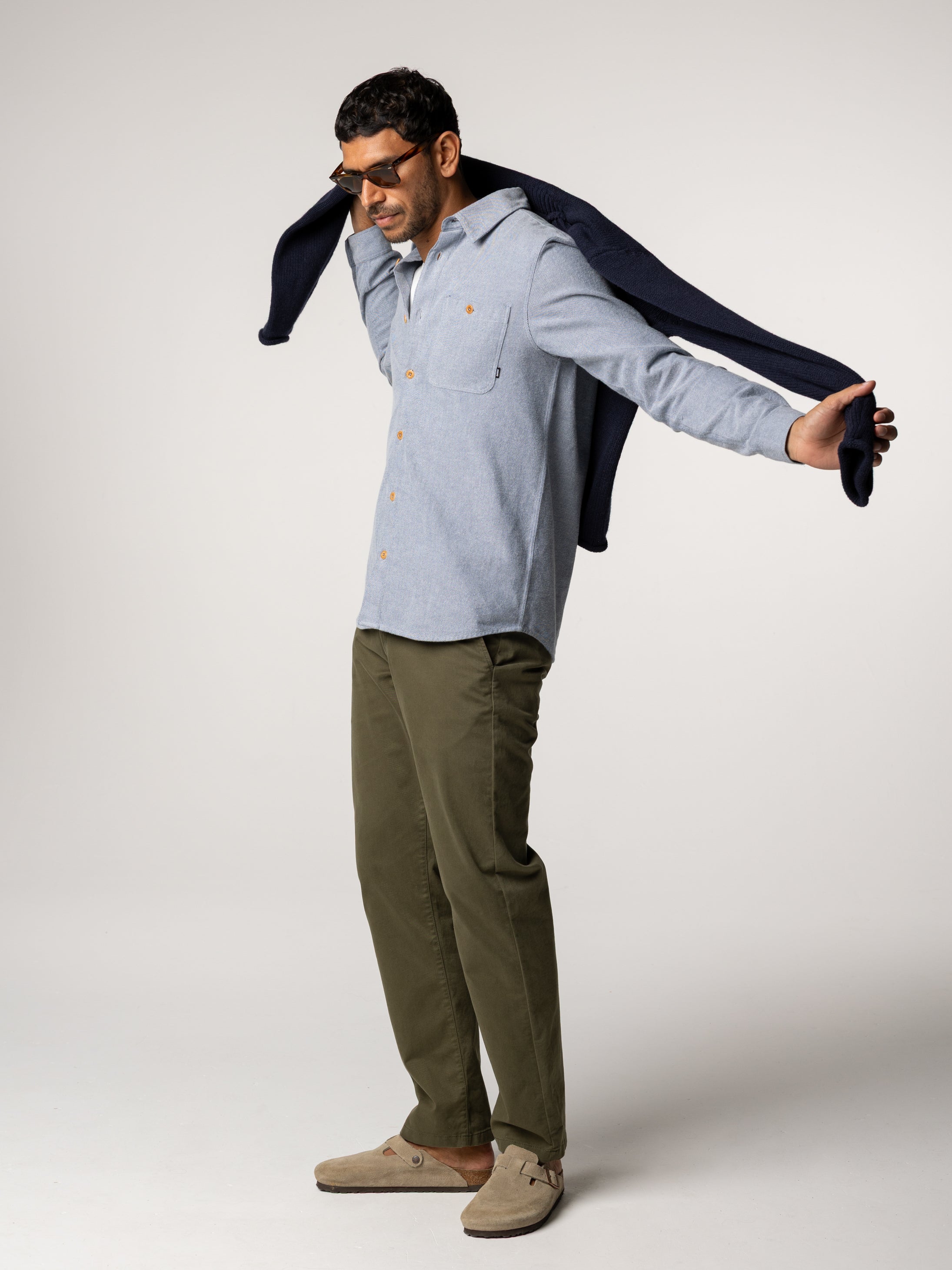 Men Gylly Shirt in Indigo Dobby
