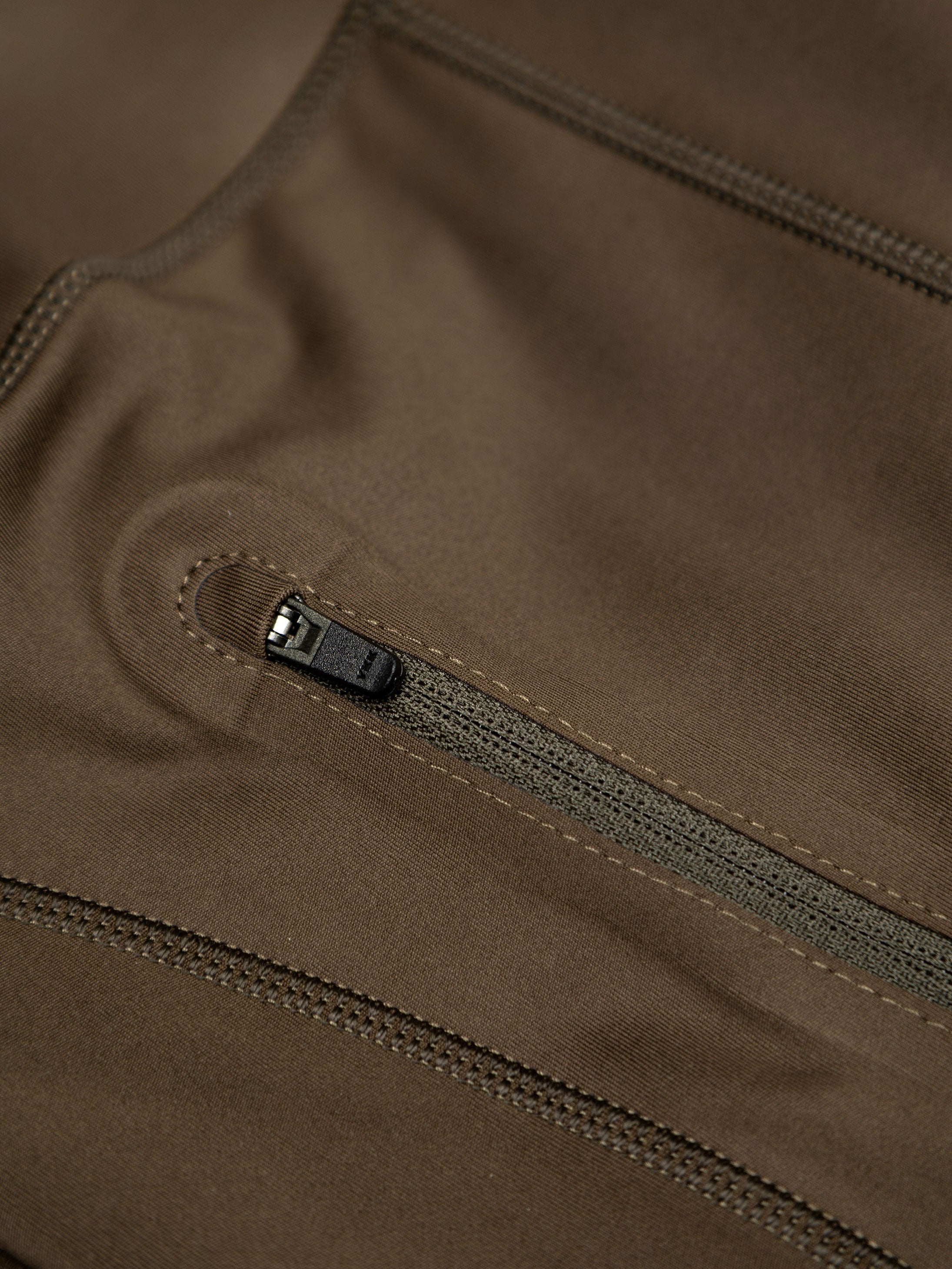 Women Zennor Adventure Legging in Olive