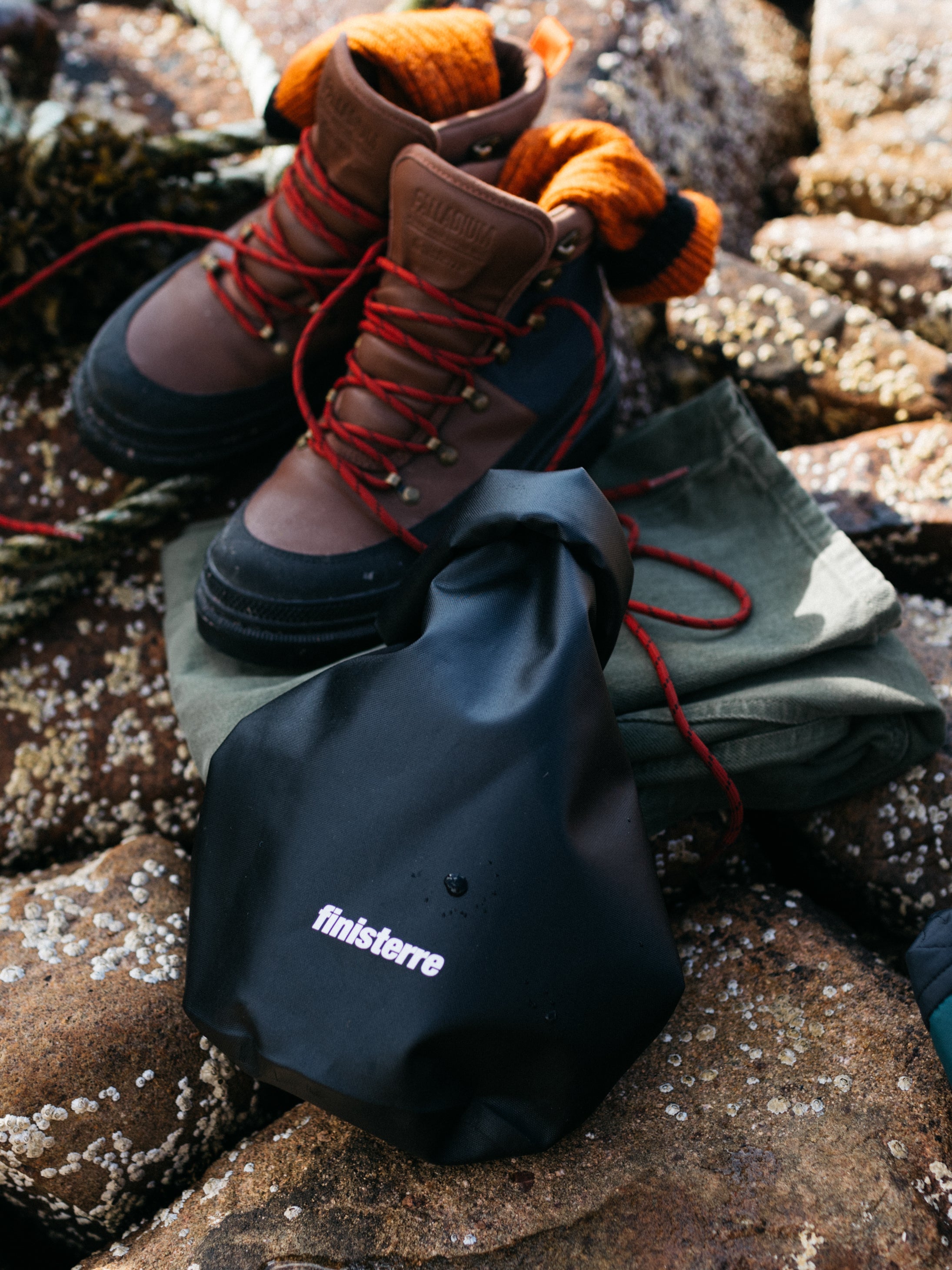 Men/Women Elements 5L Dry Bag in Black