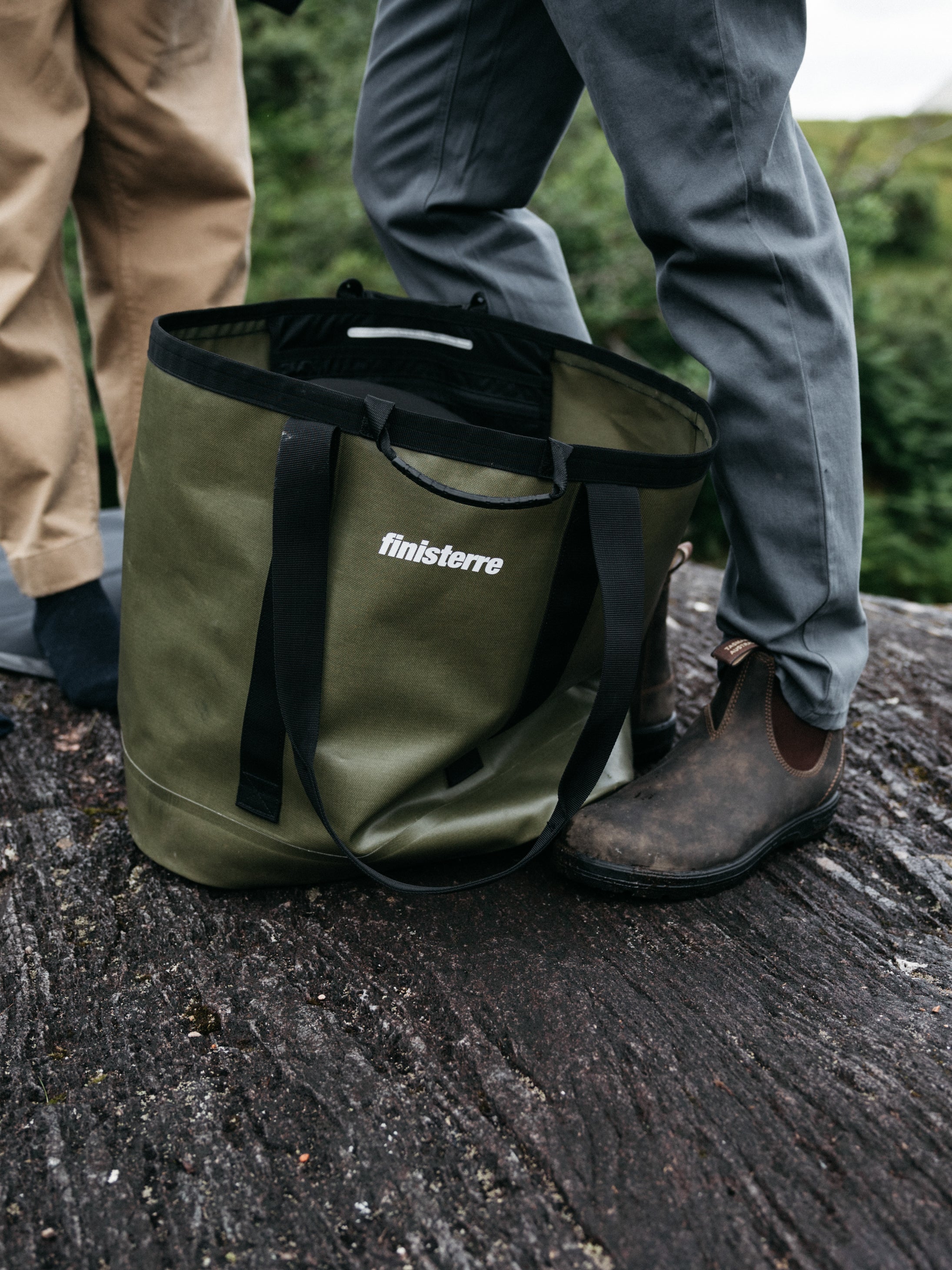 Men/Women Waterproof 35L Tote Bag in Olive - Drift