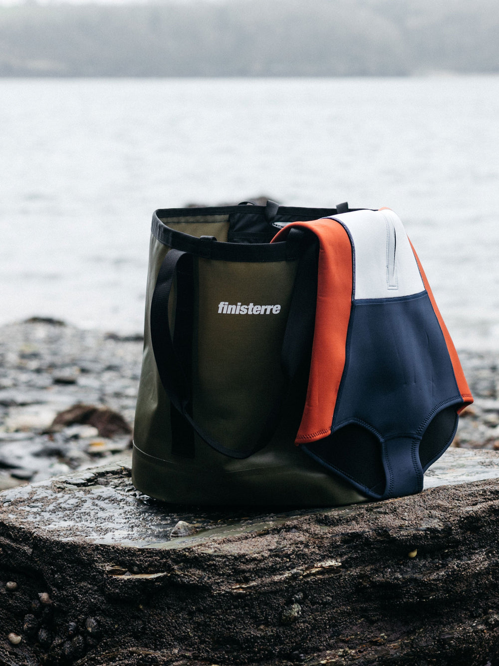 Men/Women Waterproof 35L Tote Bag in Olive - Drift
