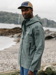 Men Stormbird Waterproof Jacket in Deep Sea