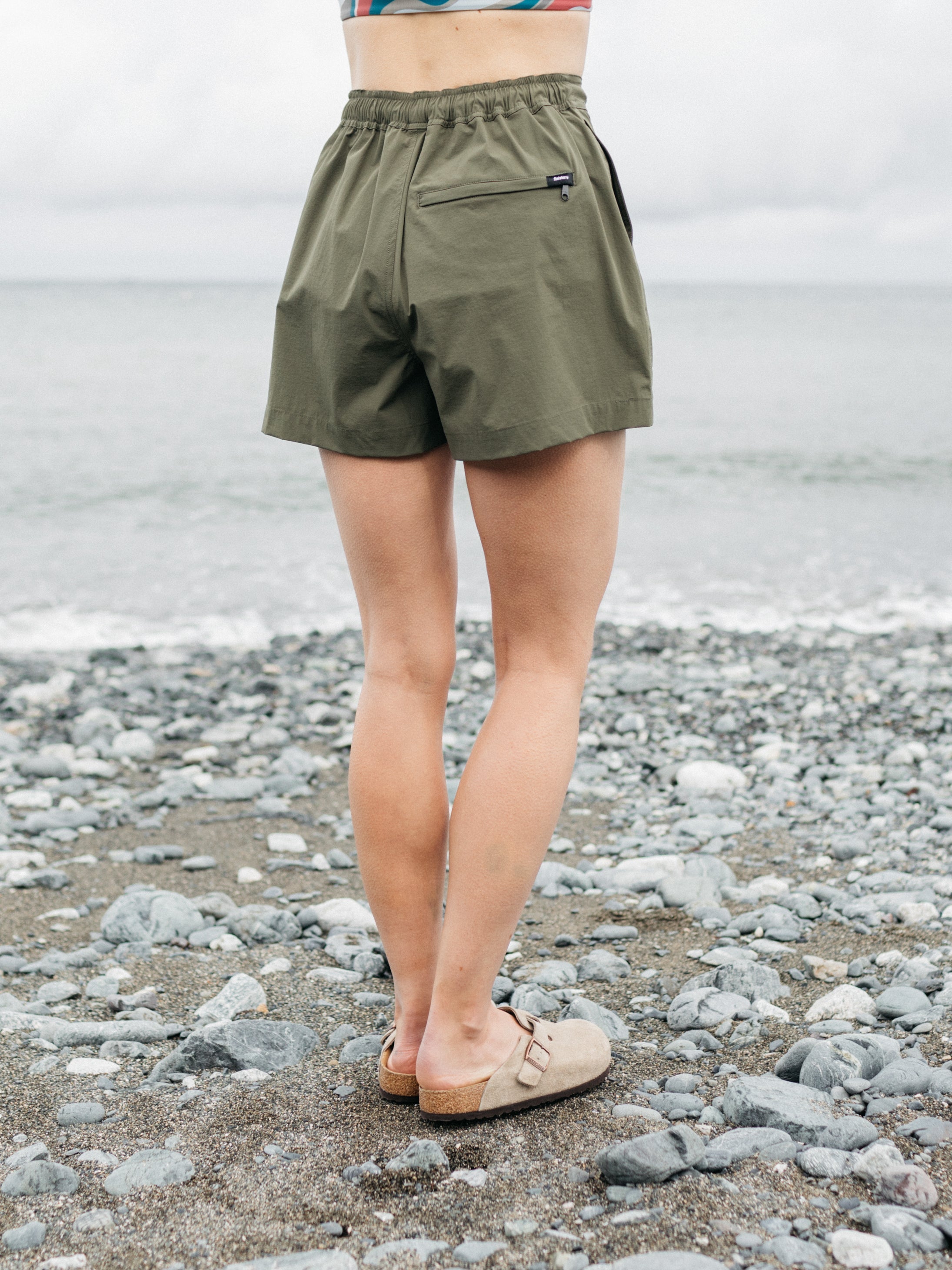 Women Recycled Hybrid Short in Olive - Walker