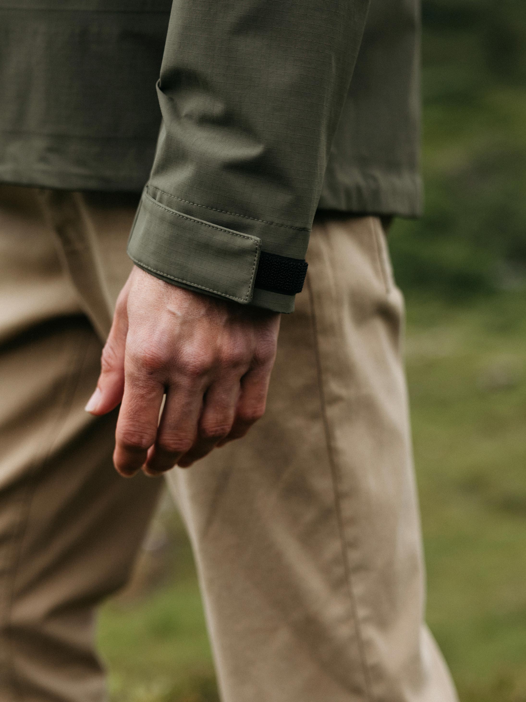 Men Stormbird Waterproof Jacket in Olive