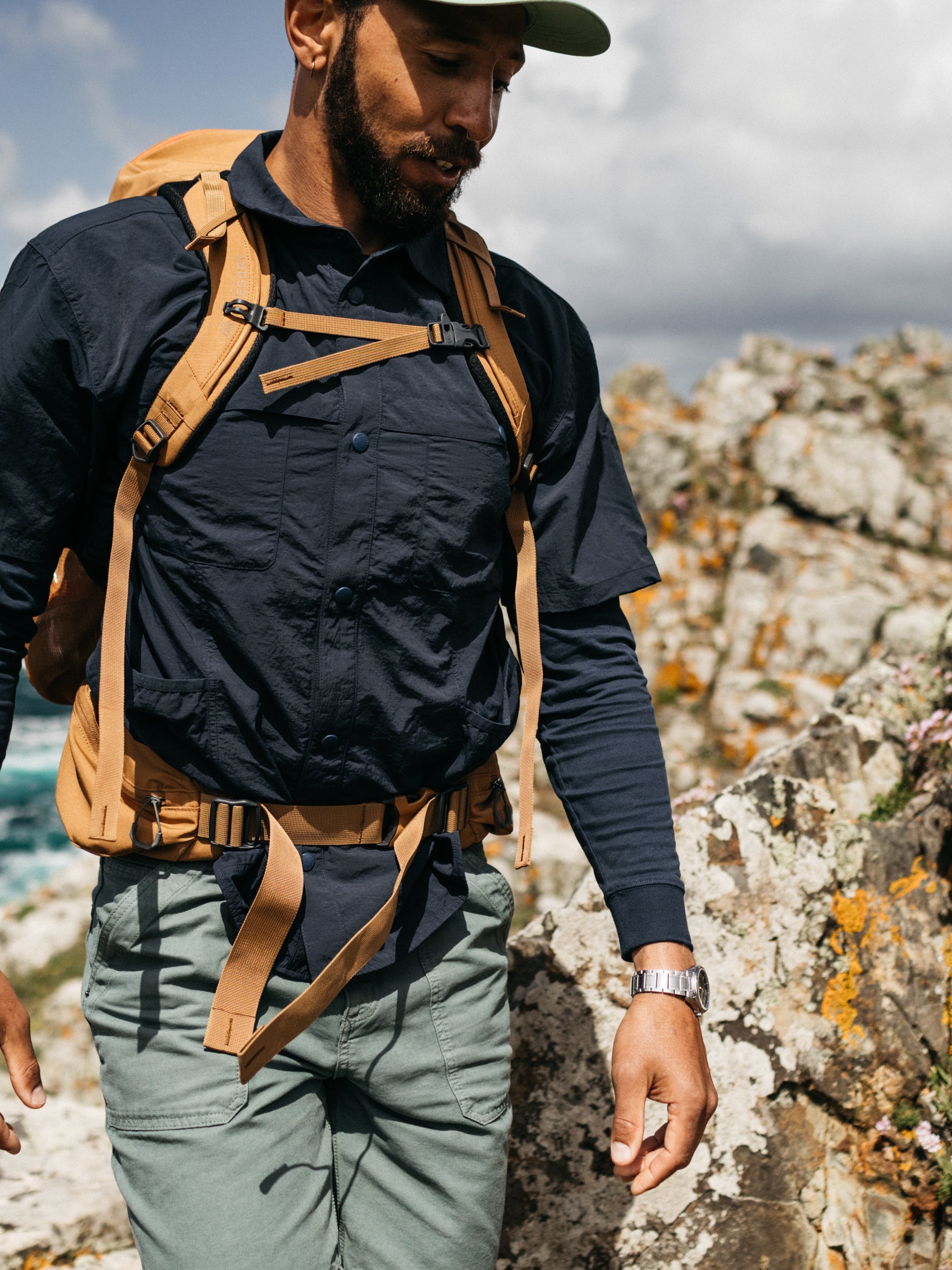 Men/Women Finisterre + Gregory  Stout 45 Rucksack - Sandstone
