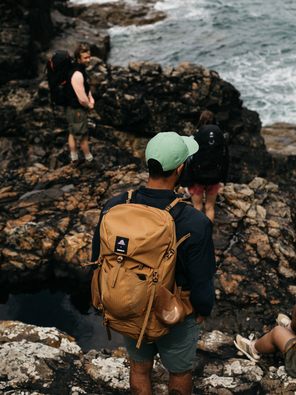 Men/Women Finisterre + Gregory  Stout 45 Rucksack - Sandstone