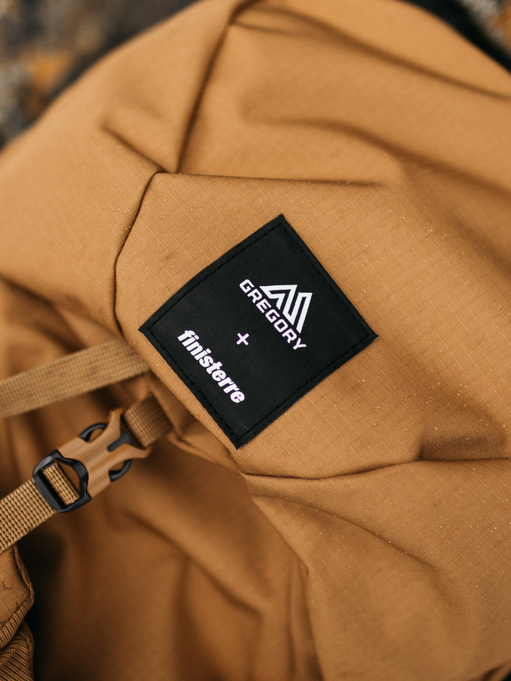 Men/Women Finisterre + Gregory  Stout 45 Rucksack - Sandstone