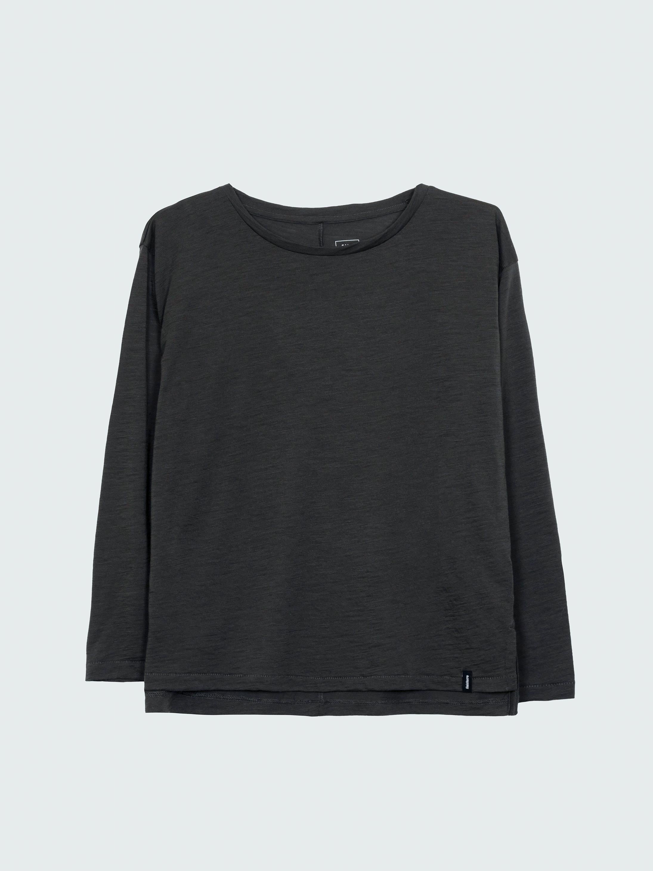 Women Merino Long Sleeve Baselayer in Raven Black - Seeker