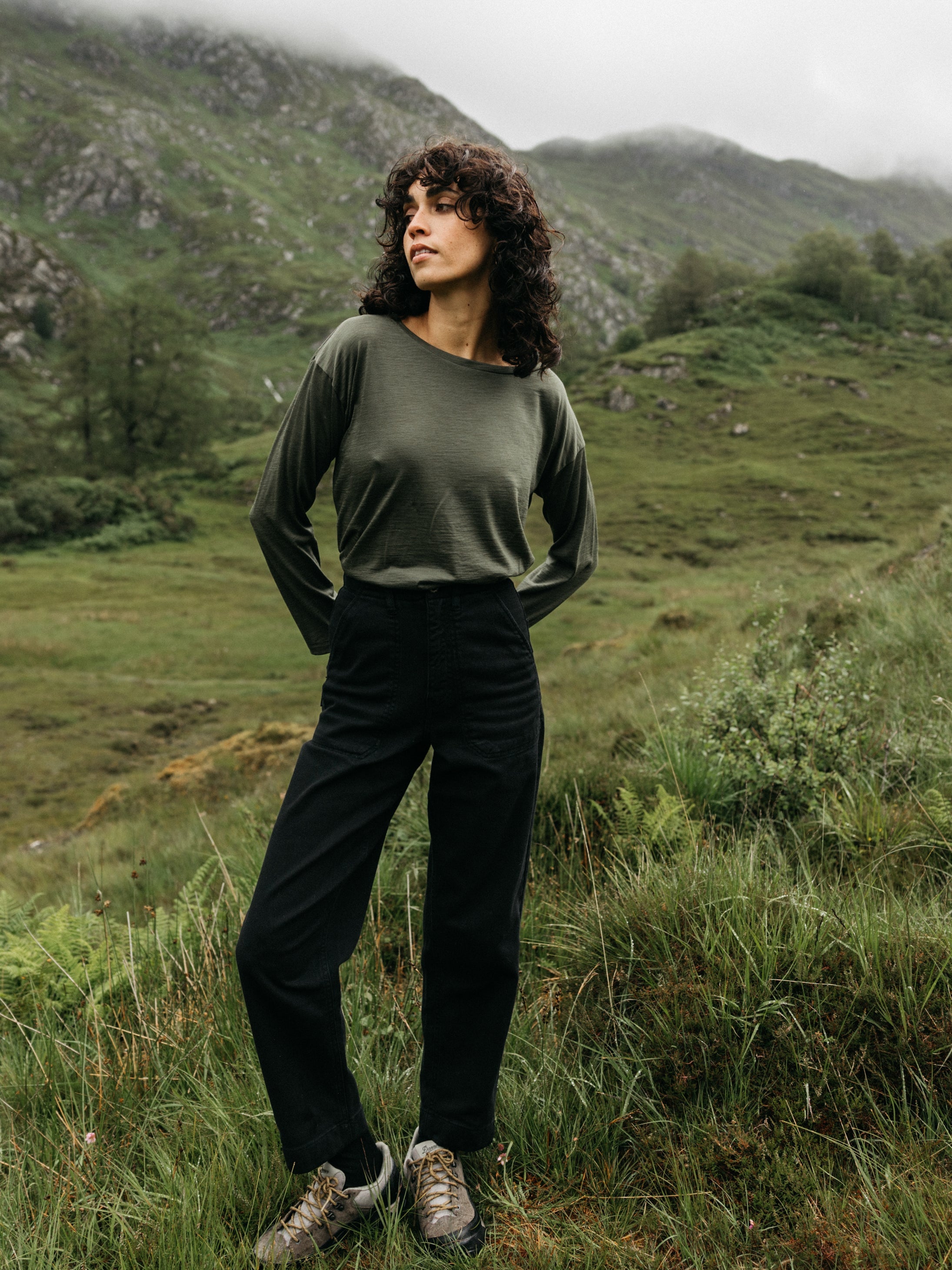 Women Merino Long Sleeve Baselayer in Olive - Seeker