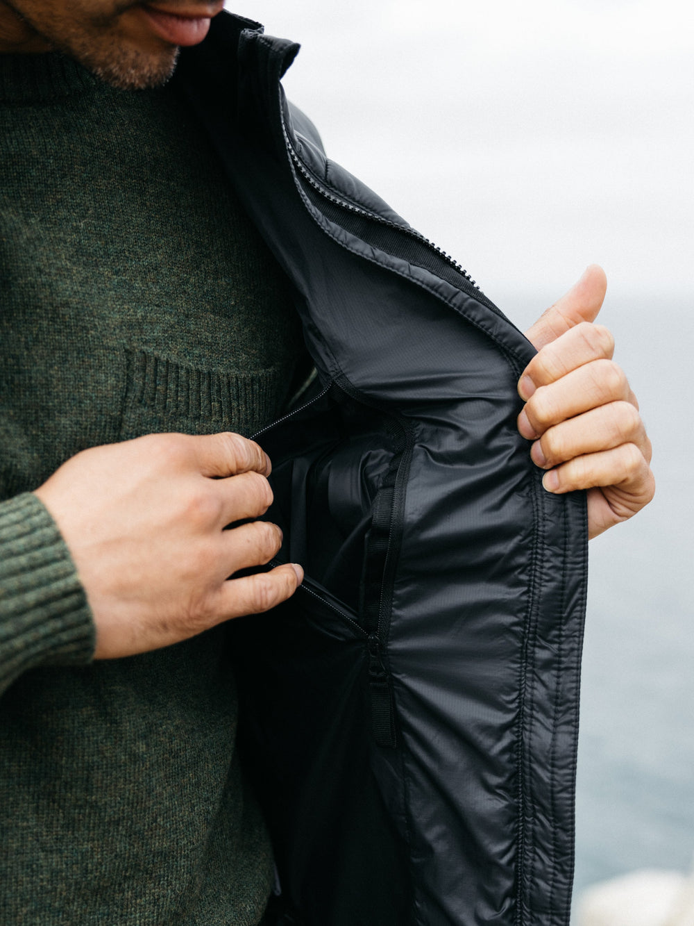 Men Recycled Insulated Gilet in Black - Nimbus