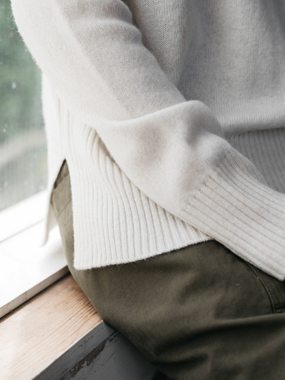 Women Wool Ribbed Knit Jumper in Ecru - Cavan