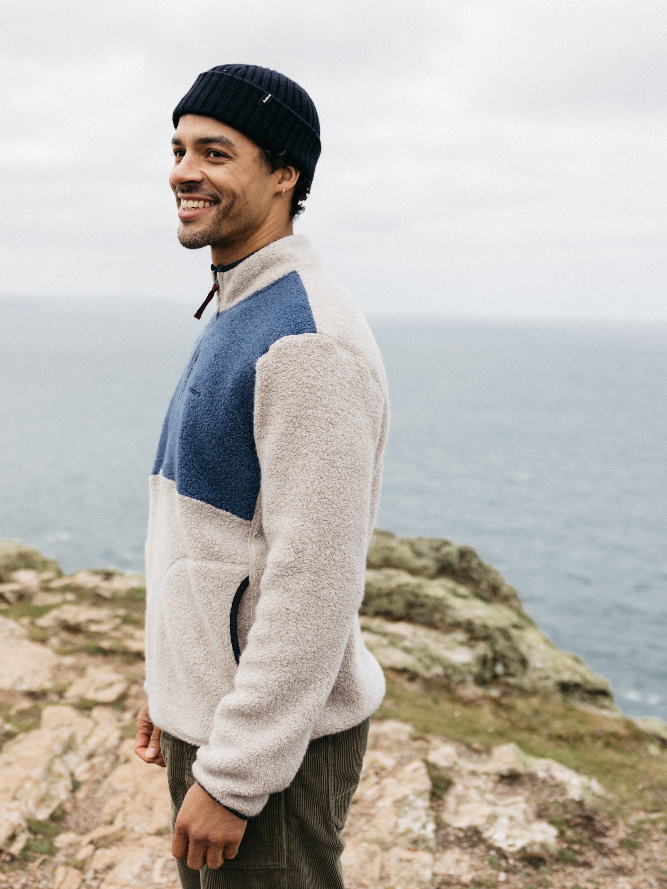 Men Hegen 1/4 Zip Fleece in Coastal Fjord/Oatmeal
