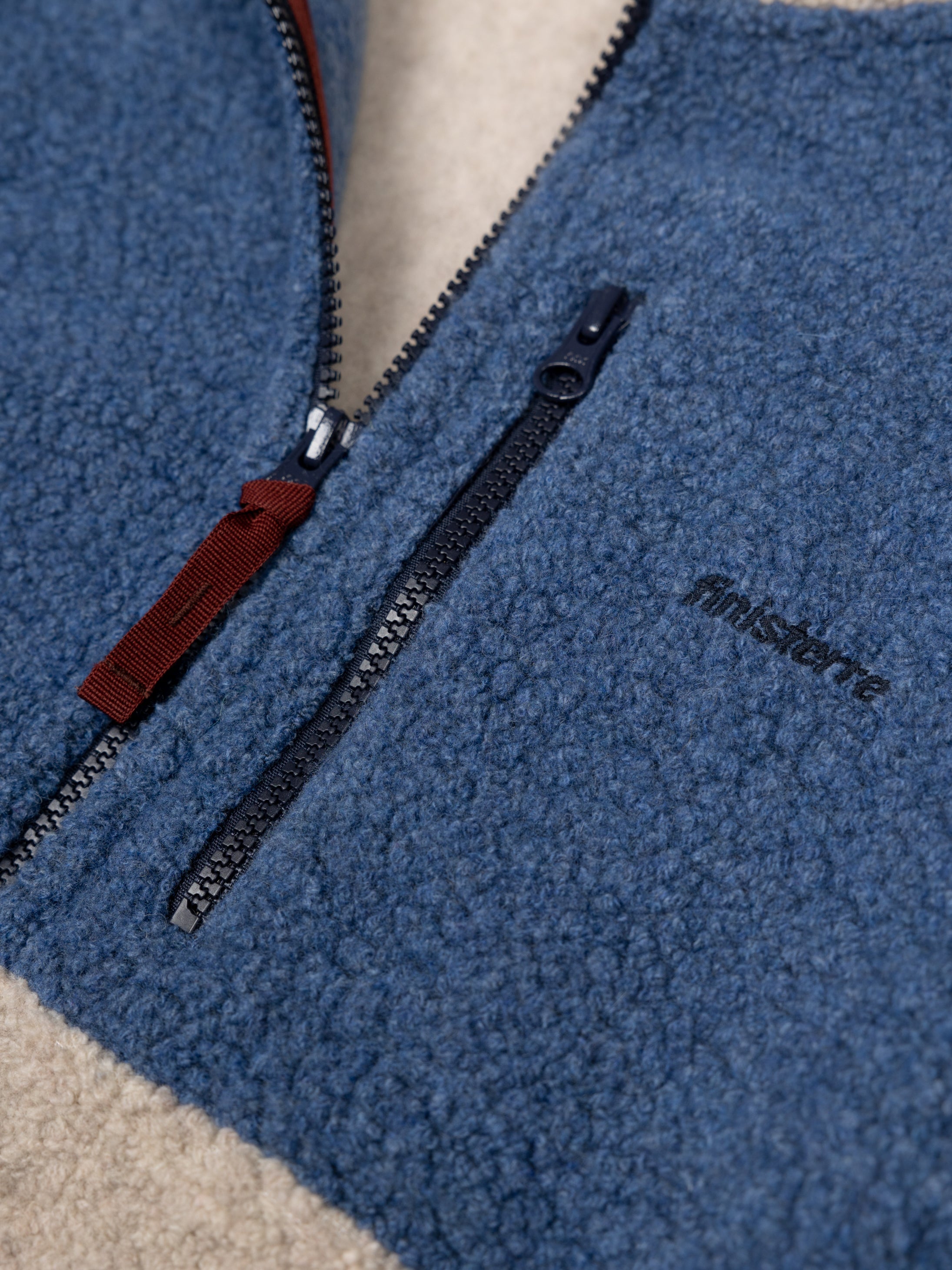 Men Hegen 1/4 Zip Fleece in Coastal Fjord/Oatmeal